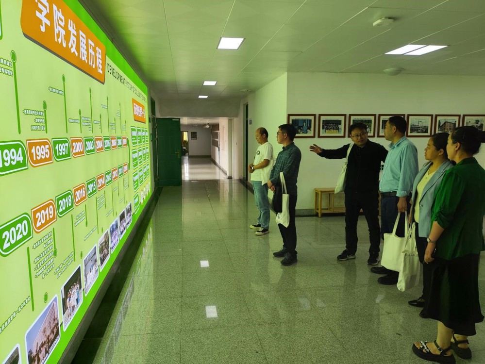 77a4eebc6f674d56b05ec68406c75543.jpg 77a4eebc6f674d56b05ec68406c75543.jpg