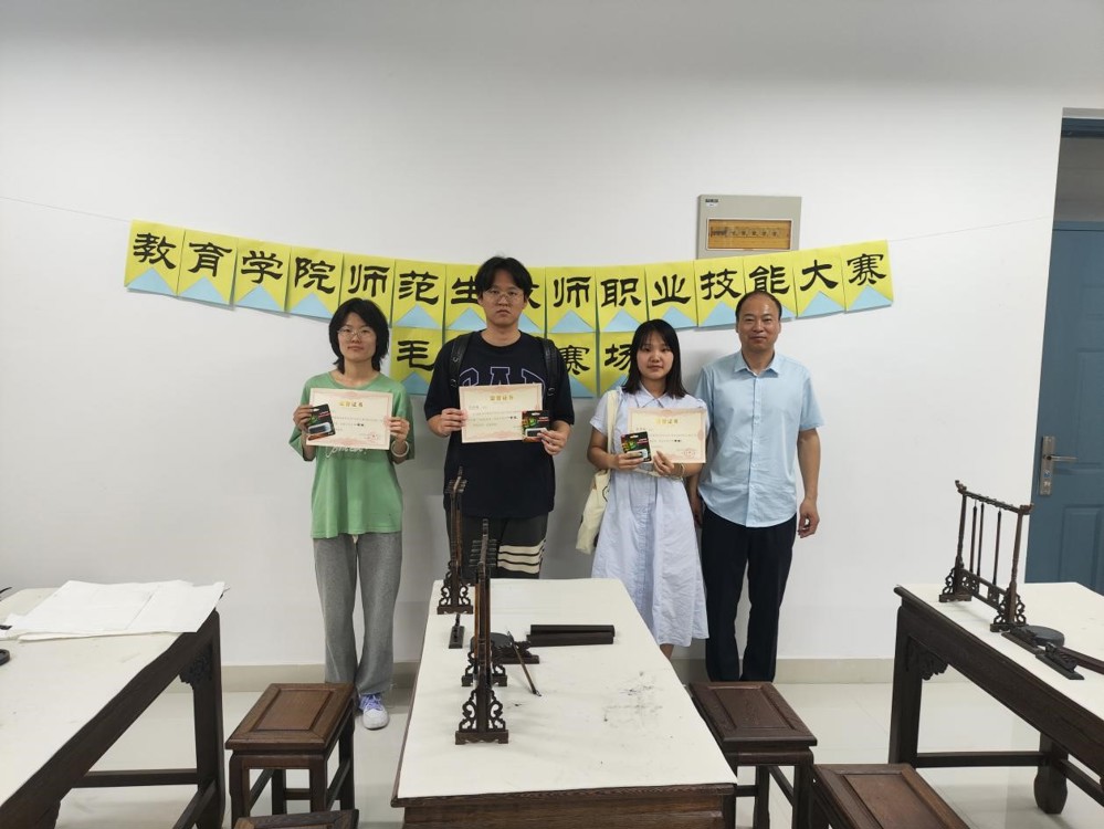 7f2943abfb114b318d8cd5df7a00f1cf.jpg 7f2943abfb114b318d8cd5df7a00f1cf.jpg