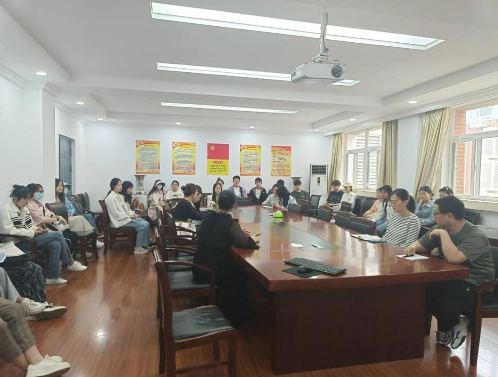 d8cf068378bf4e8b86ee9d73cd360588.jpg d8cf068378bf4e8b86ee9d73cd360588.jpg