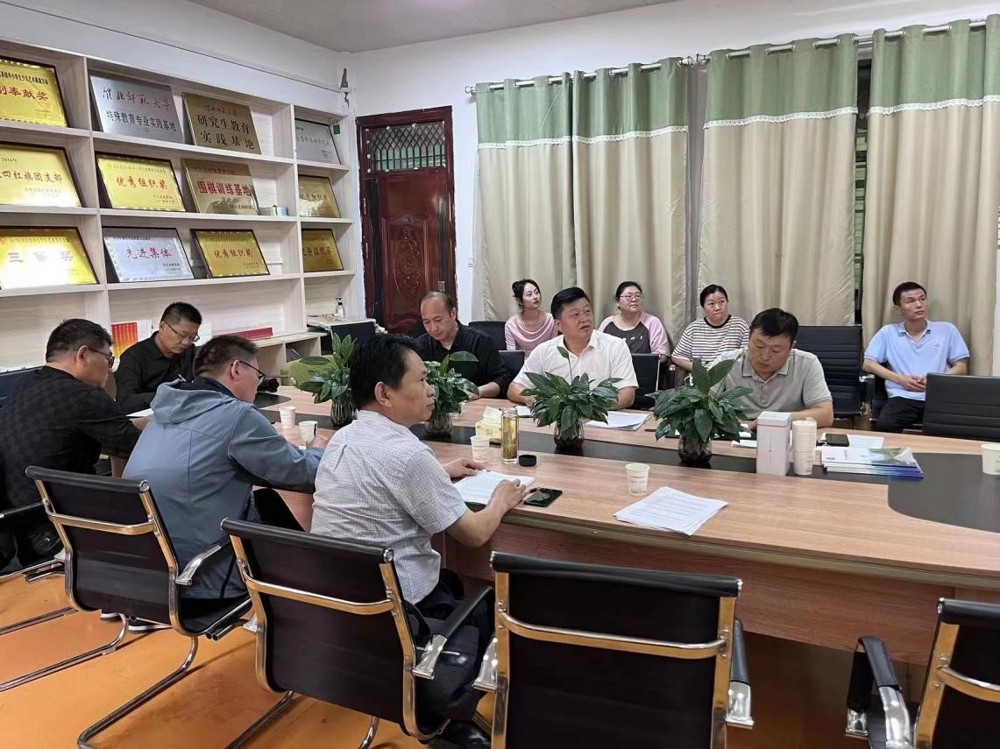 0f45ba366bd5405ebd9dc1b0ac622823.jpg 0f45ba366bd5405ebd9dc1b0ac622823.jpg