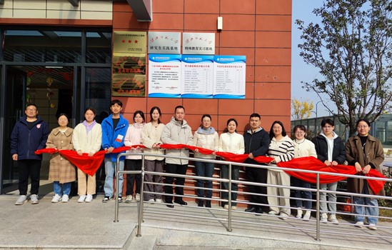 e34be3ecf22b4d1a8e4a5f7caad1f233.jpg e34be3ecf22b4d1a8e4a5f7caad1f233.jpg