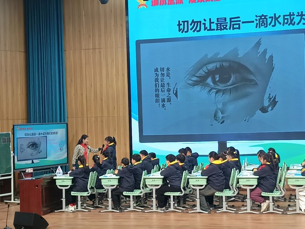 158fb0e81cb34e40bb47371dc3e03638.jpg 158fb0e81cb34e40bb47371dc3e03638.jpg