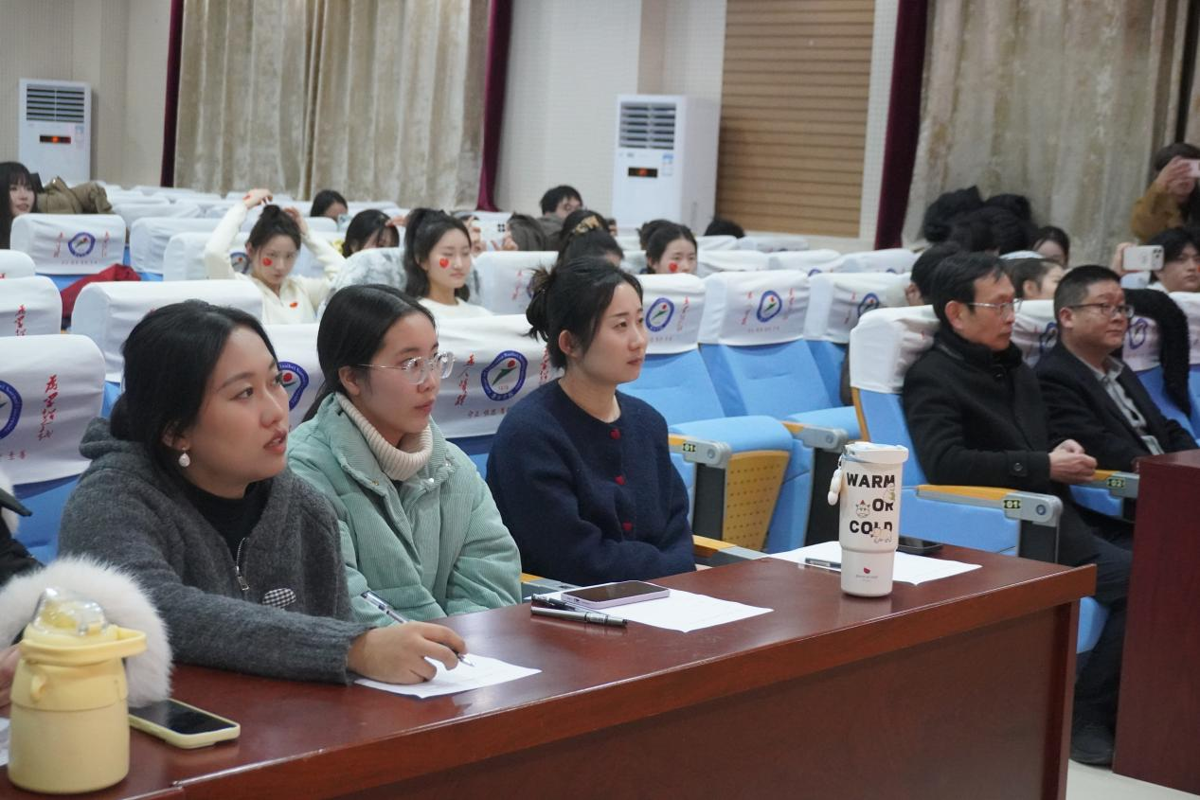 0934dfcce3354f7db1568e367f61e516.png 0934dfcce3354f7db1568e367f61e516.png